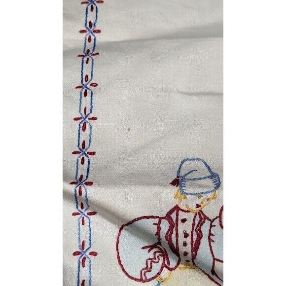 Vintage Handmade Cross Stitched Linen Tea Towel Dutch Dancers - Picture 3 of 4